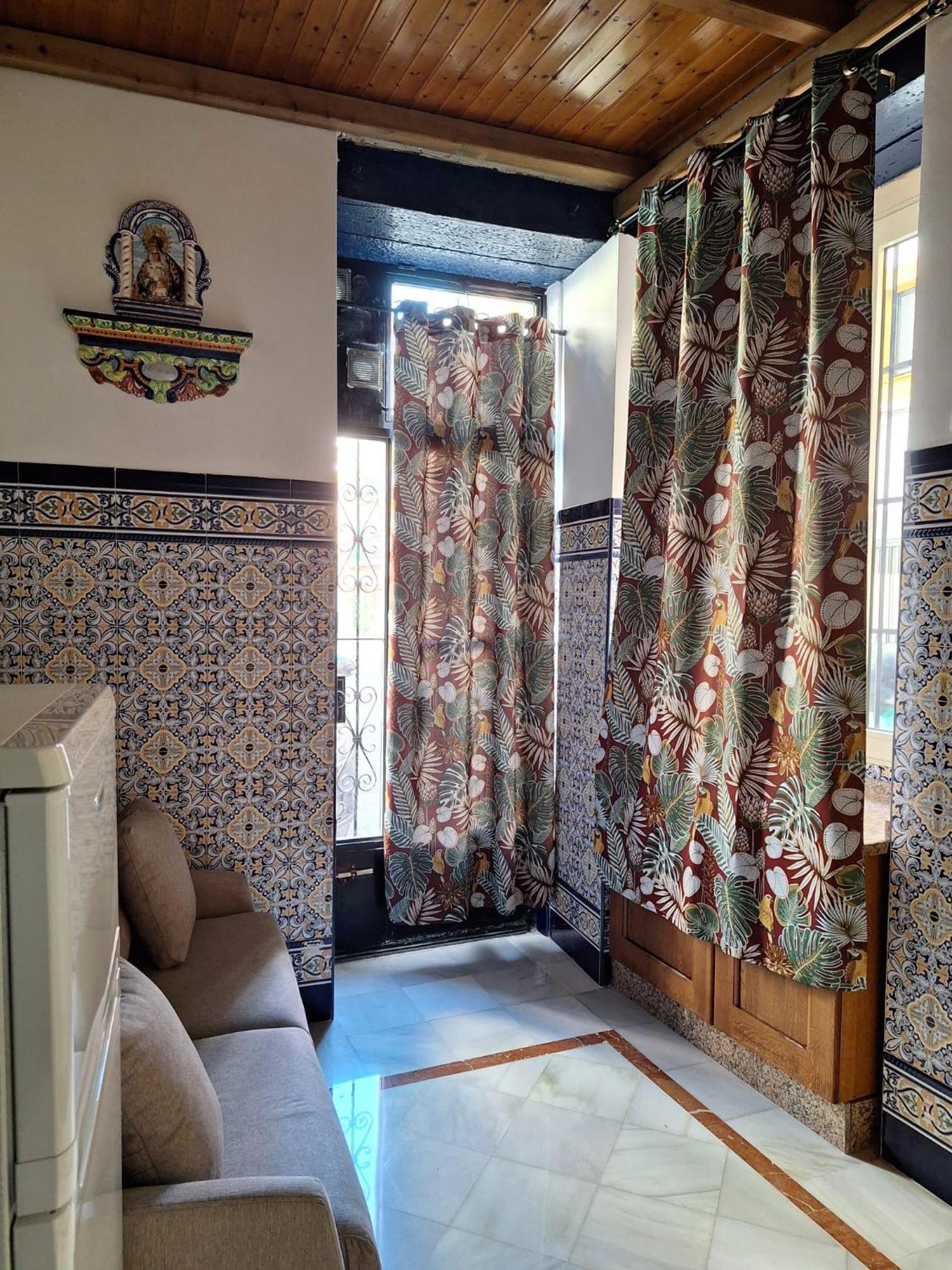 Apartamento Plaza San Roman Sevilla Buitenkant foto