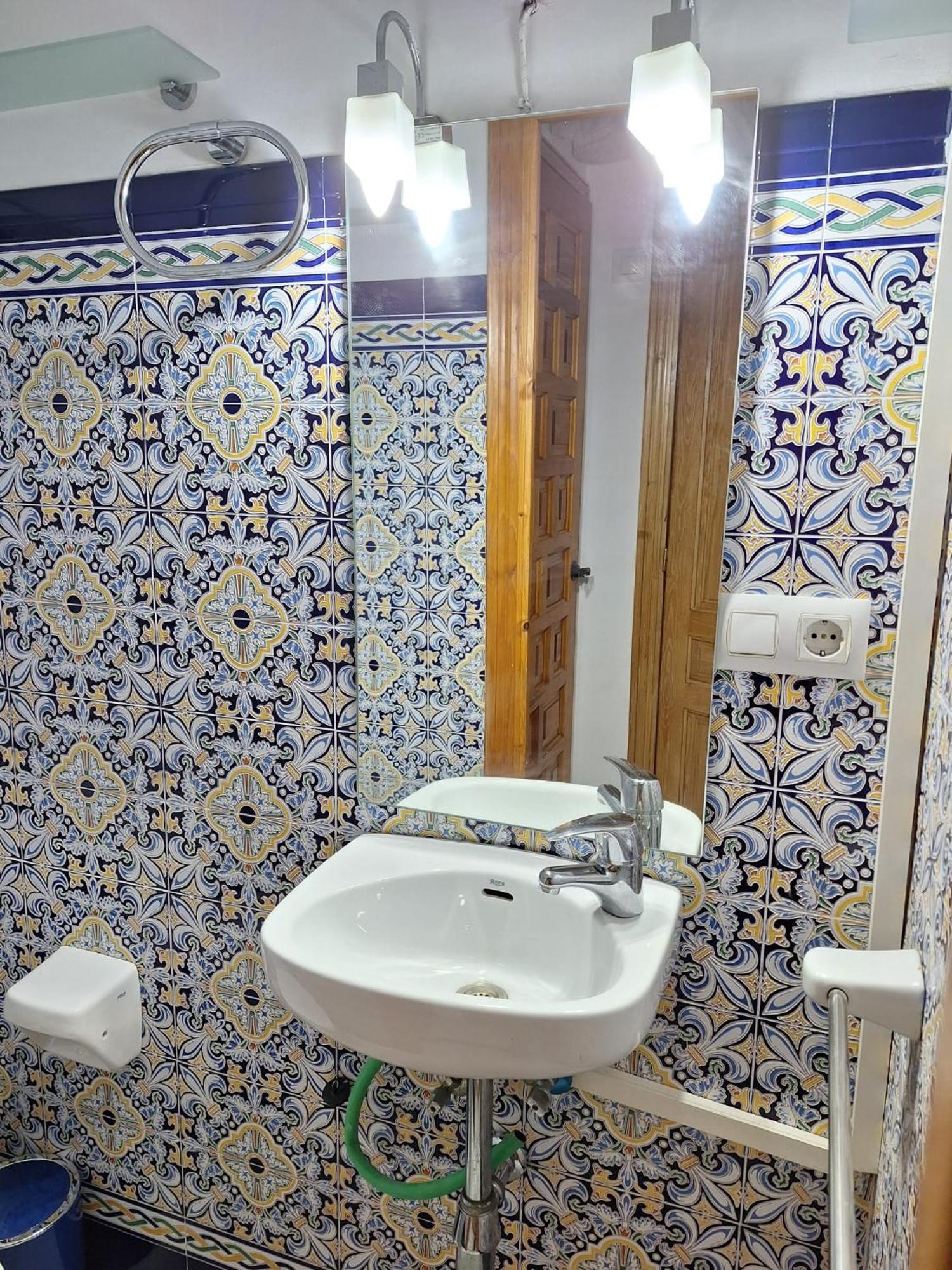 Apartamento Plaza San Roman Sevilla Buitenkant foto